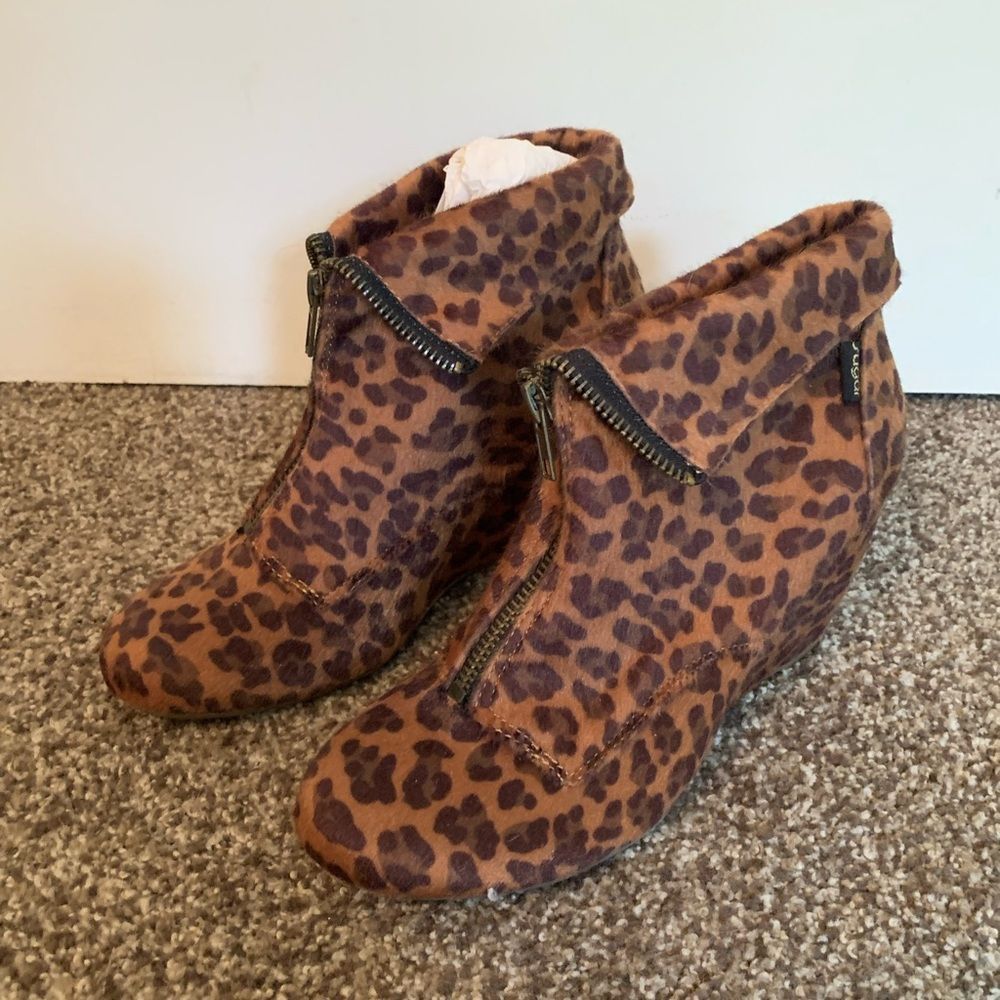 Sugar Woman’s Wedge Heels Size 7.5